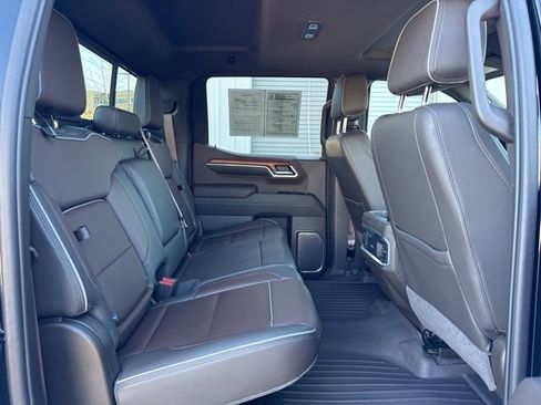 Used 2022 GMC Sierra 1500 Denali w/ Technology Package image 14