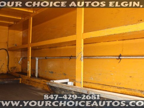 Used 2009 Ford F550 2WD Regular Cab Super Duty image 16