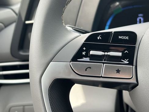 New 2026 Hyundai Elantra Sport FWD image 19