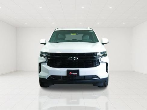 Used 2023 Chevrolet Suburban RST w/ Sport Performance Package AWD/4WD image 2
