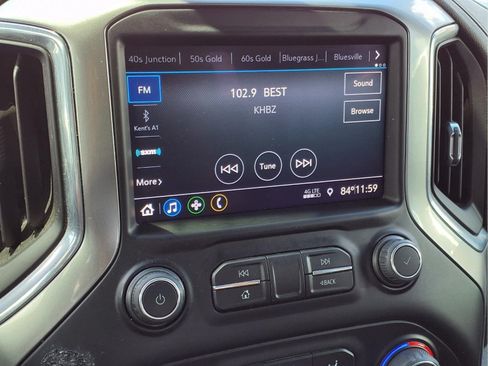 Used 2022 Chevrolet Silverado 1500 LT AWD/4WD image 8