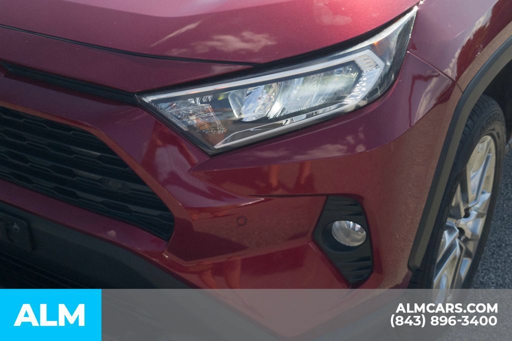 Used 2019 Toyota RAV4 XLE Premium w/ Advanced Technology Package AWD/4WD image 14