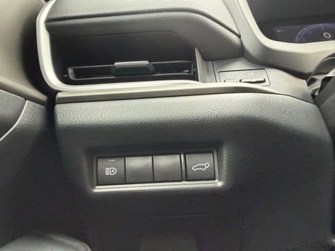 Used 2025 Toyota Grand Highlander FWD image 15
