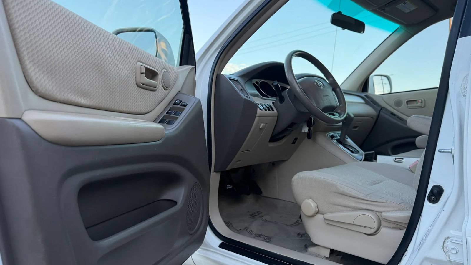 Used 2005 Toyota Highlander 2WD image 9