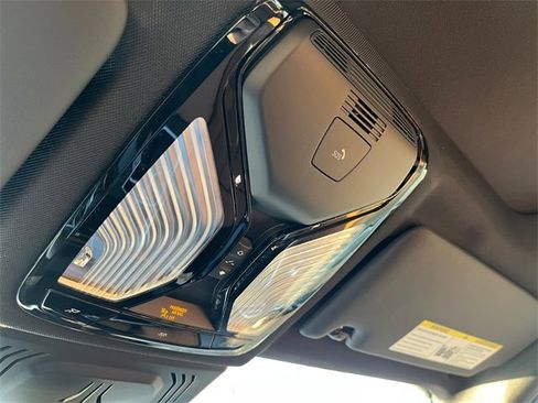 New 2026 BMW 330i xDrive 330i xDrive w/ Premium Package image 19