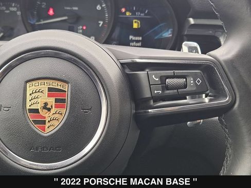 Used 2022 Porsche Macan AWD/4WD image 25