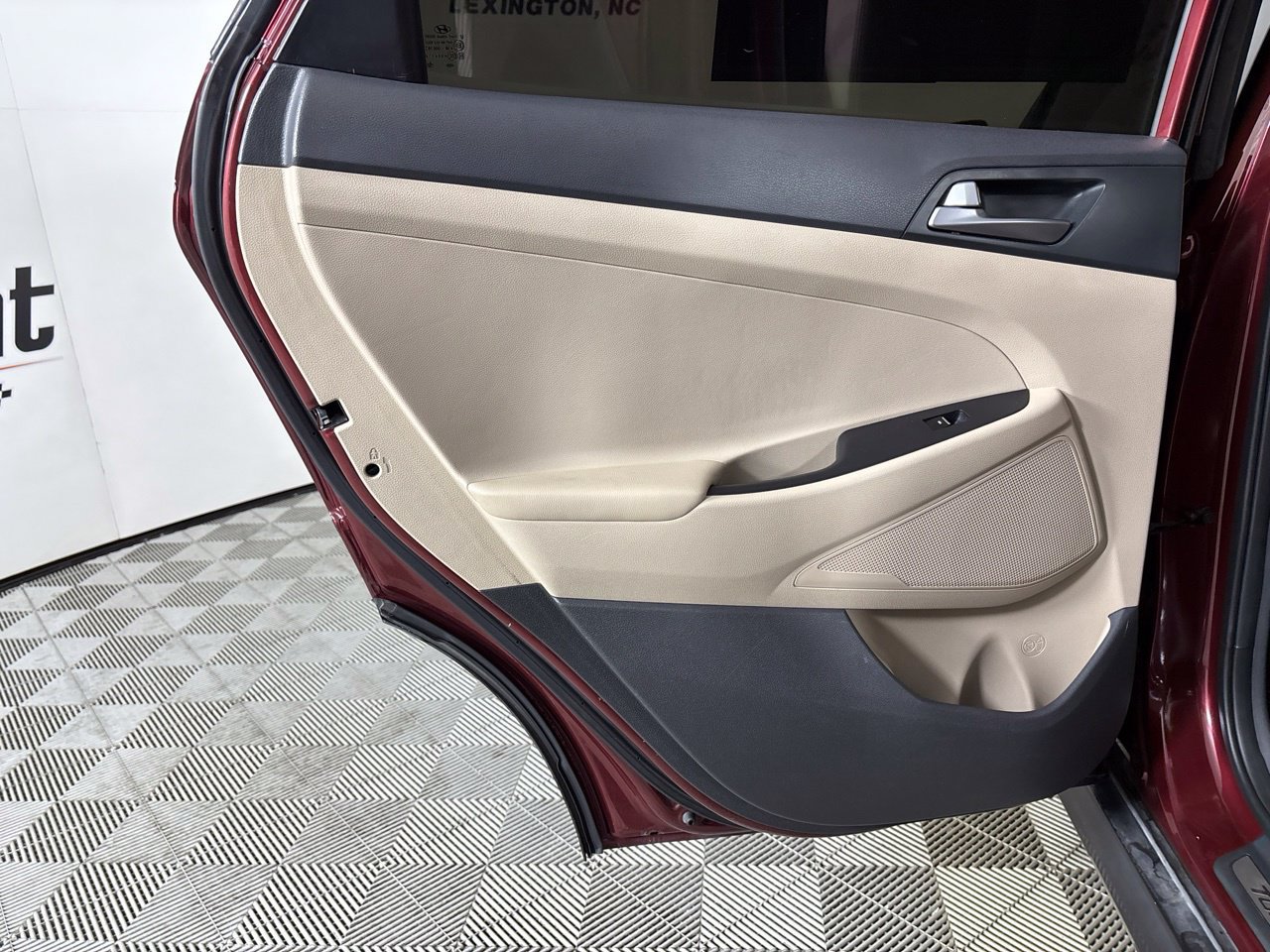 Used 2016 Hyundai Tucson Limited FWD image 22
