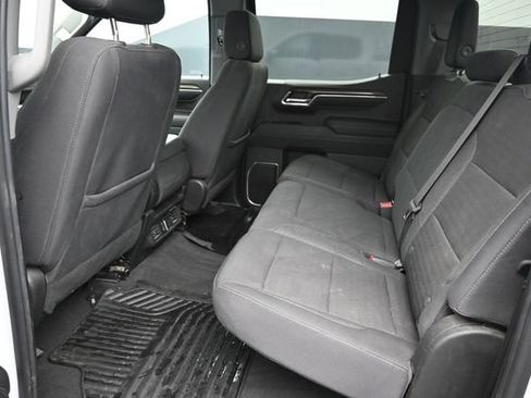 Used 2024 Chevrolet Silverado 1500 LT AWD/4WD image 16