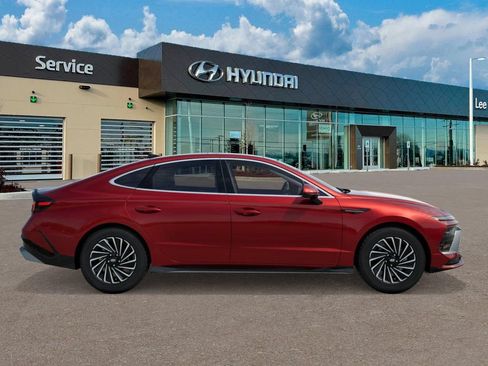 New 2026 Hyundai Sonata Limited FWD image 7