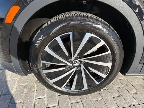 Certified 2023 Volkswagen ID.4 Pro S Plus image 27