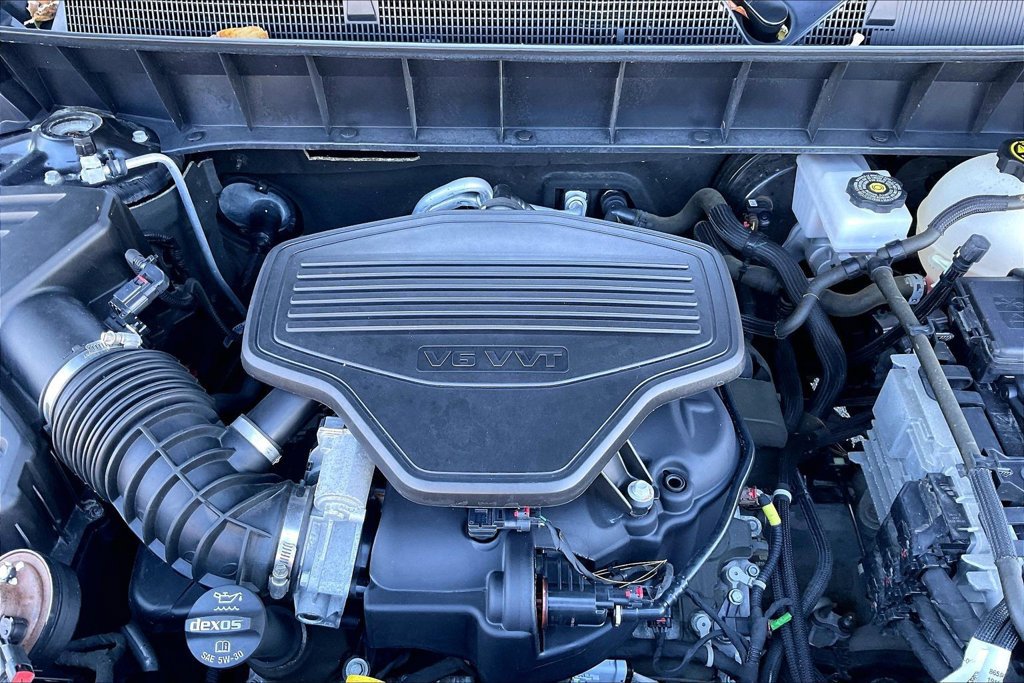Used 2019 GMC Acadia Denali w/ Technology Package AWD/4WD image 32