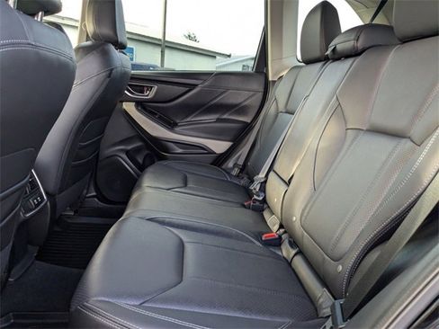 Used 2024 Subaru Forester Limited image 14