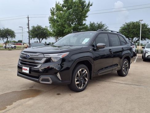 New 2025 Subaru Forester Limited w/ Popular Package #1 image 6