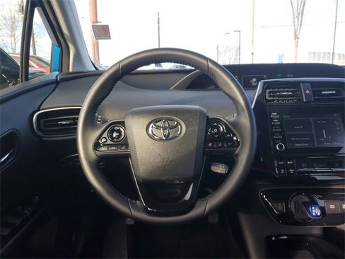 Used 2020 Toyota Prius XLE image 15