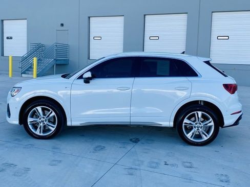 Used 2020 Audi Q3 2.0T Prestige w/ Prestige Package image 8