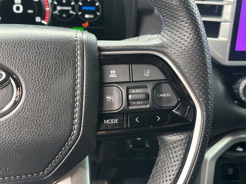 Used 2023 Toyota Tundra Platinum image 17