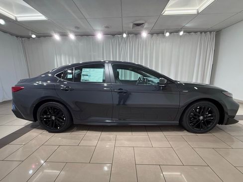 New 2026 Toyota Camry SE FWD image 6