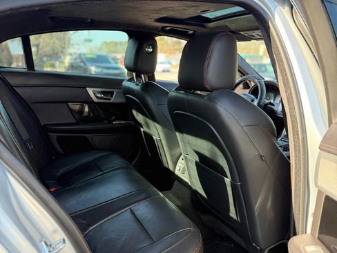 Used 2015 Jaguar XF Sport image 10