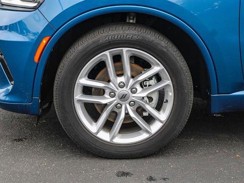 Used 2024 Dodge Durango GT image 9