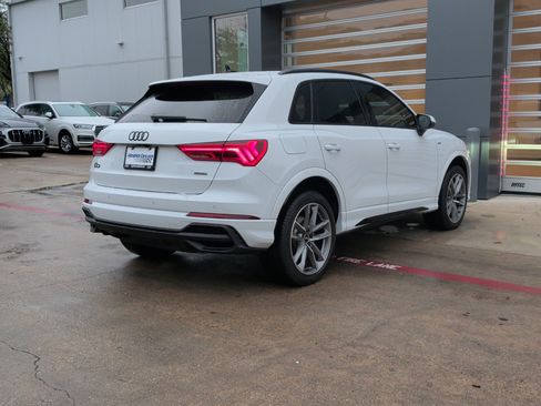 Certified 2024 Audi Q3 2.0T Premium Plus w/ Premium Plus Package image 9