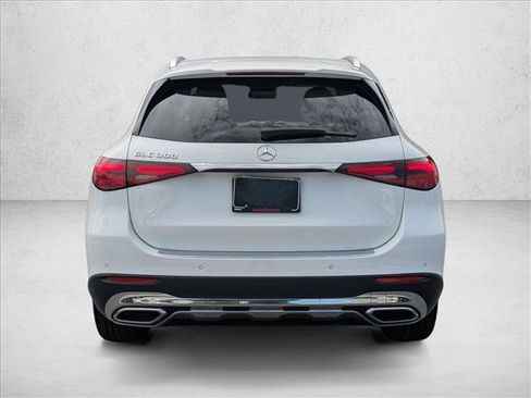 Certified 2023 Mercedes-Benz GLC 300 image 9