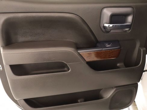 Used 2017 GMC Sierra 1500 SLT image 17