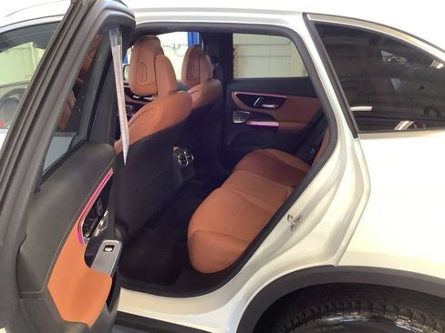 Used 2023 Mercedes-Benz GLC 300 4MATIC image 20