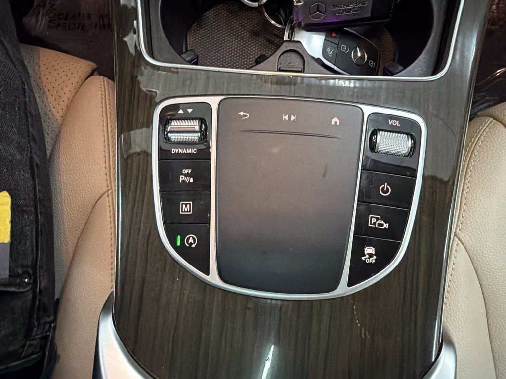 Used 2020 Mercedes-Benz GLC 300 4MATIC image 19