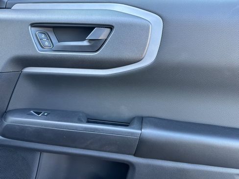 New 2025 Ford Expedition Active image 18