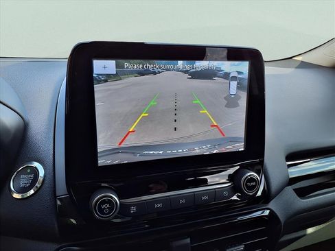 Used 2020 Ford EcoSport Titanium image 9