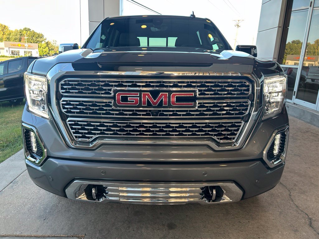 Used 2022 GMC Sierra 1500 Denali w/ Denali Reserve Package AWD/4WD image 3