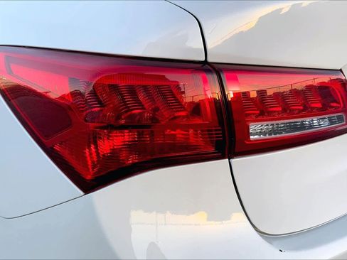 Used 2018 Acura TLX w/ Technology Package image 28