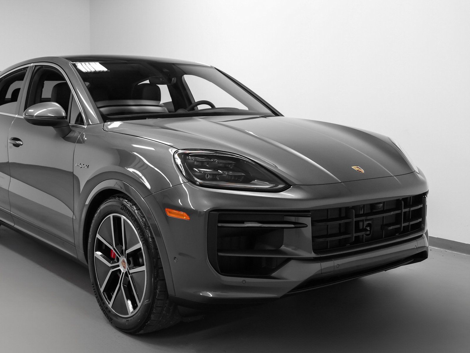 Certified 2026 Porsche Cayenne S AWD/4WD image 9