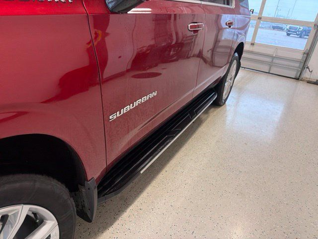Used 2023 Chevrolet Suburban High Country w/ Advanced Technology Package AWD/4WD image 13