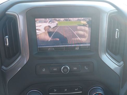 Used 2025 Chevrolet Silverado 2500 W/T AWD/4WD image 23