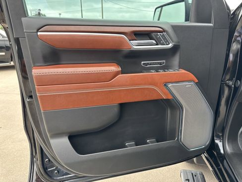 Used 2024 GMC Sierra 1500 Denali Ultimate image 25