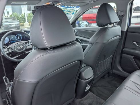 Certified 2026 Hyundai Elantra Limited FWD image 29