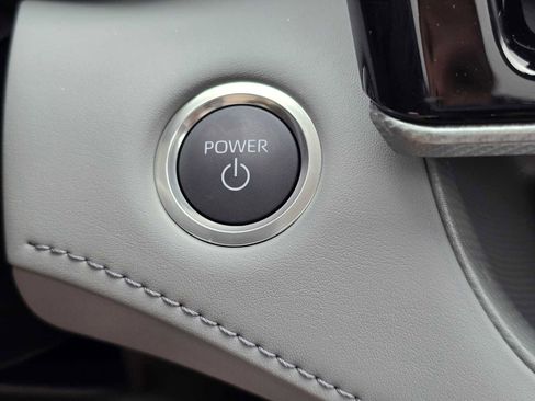 New 2026 Toyota Highlander Platinum AWD/4WD image 36