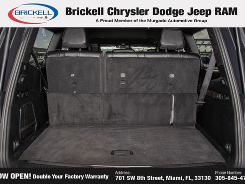 Used 2024 Jeep Wagoneer Series II w/ Flexible Seating Group AWD/4WD image 9