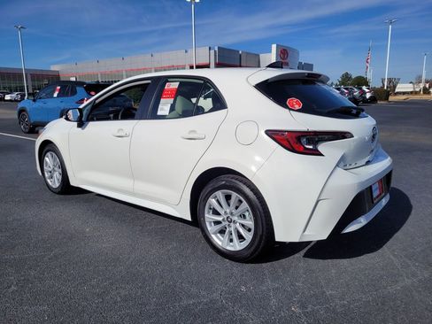 New 2026 Toyota Corolla SE image 8