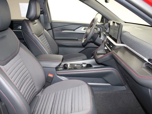 New 2026 Ford Explorer ST-Line image 29