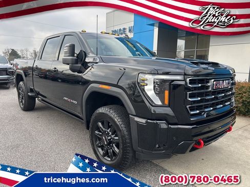 Used 2025 GMC Sierra 2500 AT4 image 1