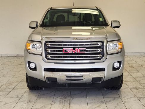 Used 2017 GMC Canyon SLT w/ Trailering Package RWD image 2