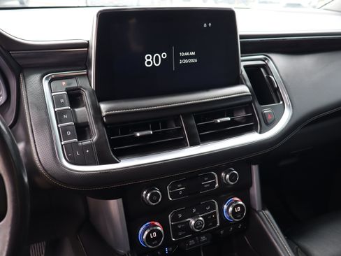 Used 2022 GMC Yukon SLT w/ SLT Premium Package image 30