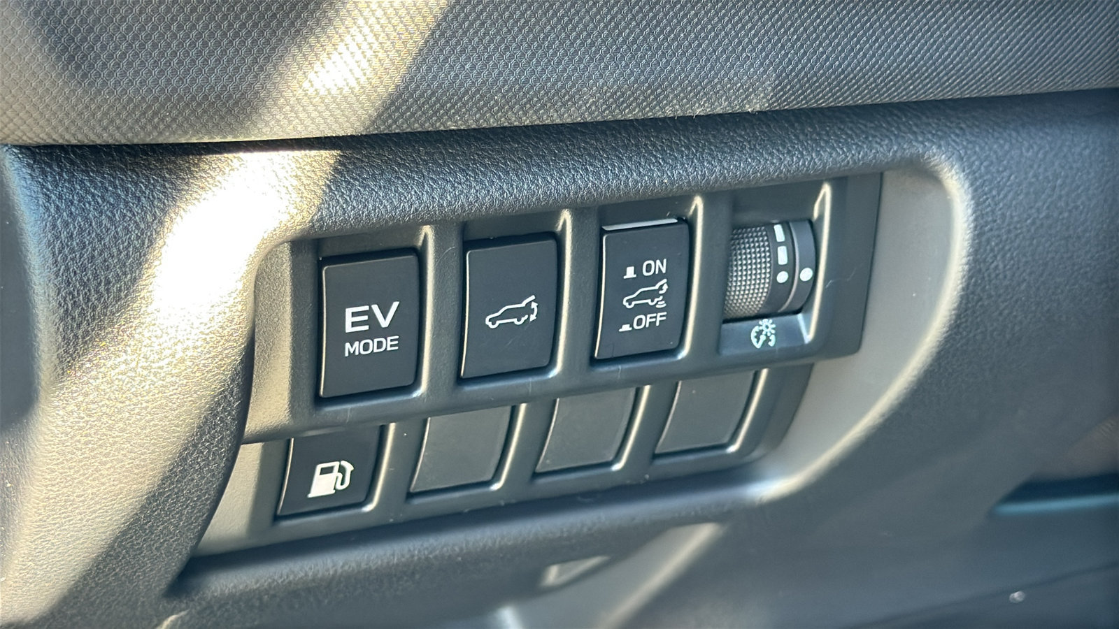 New 2026 Subaru Forester Premium AWD/4WD image 16