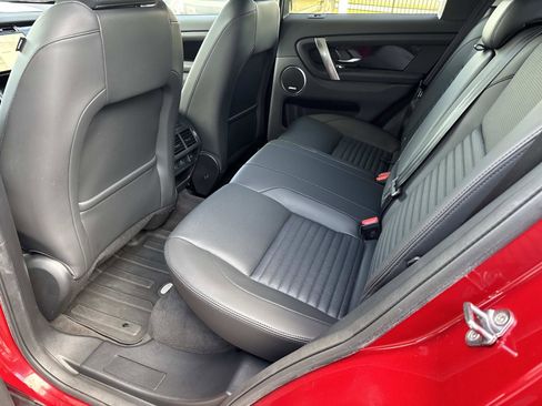 Certified 2025 Land Rover Discovery Sport S image 15