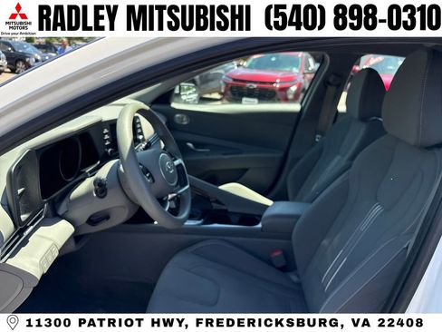 Used 2023 Hyundai Elantra Blue w/ Cargo Package FWD image 3