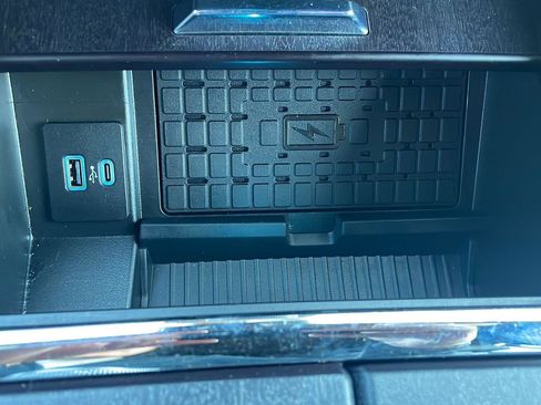 Certified 2023 Ford Expedition Max Platinum AWD/4WD image 22