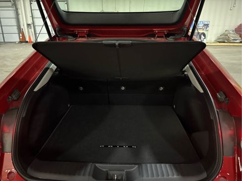 Certified 2025 Toyota Prius XLE FWD image 7