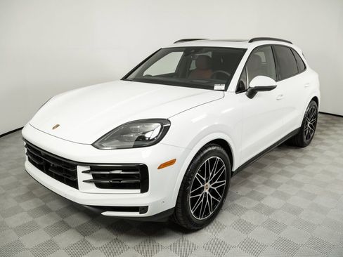 New 2026 Porsche Cayenne Base image 1